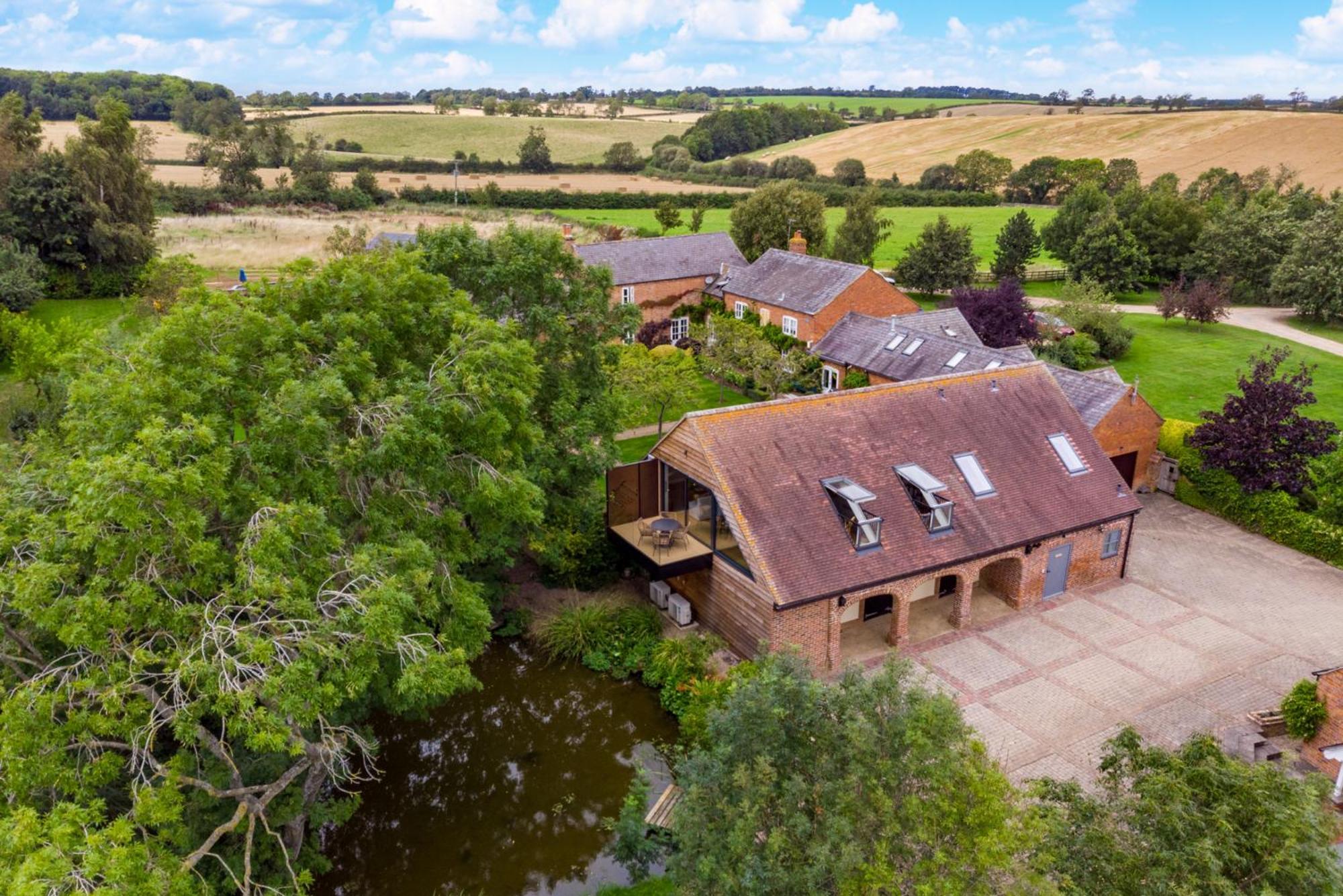 14 Acres - Luxury Countryside Retreats Hotell Market Harborough Exteriör bild